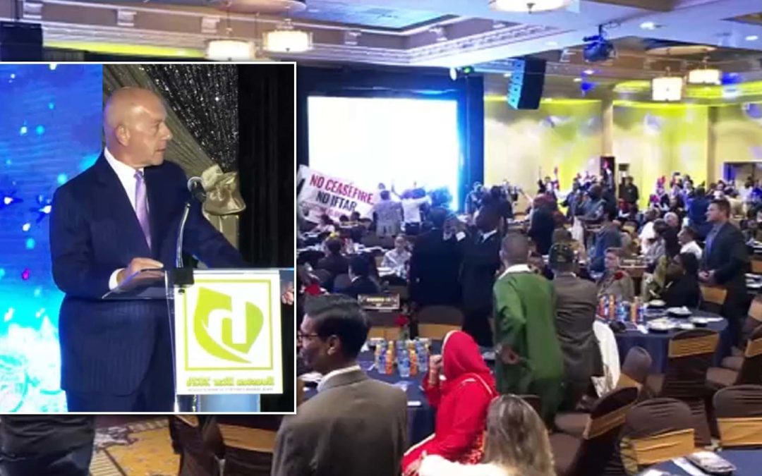 Pro-Palestine protesters interrupt Mayor John Whitmire’s speech at the annual ‘Houston Iftar’ Ramadan Dinner at Bayou Events Center