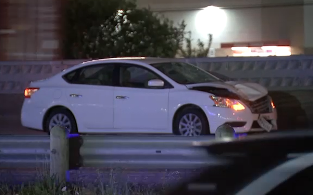 Houston Police: Man fatally hit by vehicle while crossing North Freeway near West Road